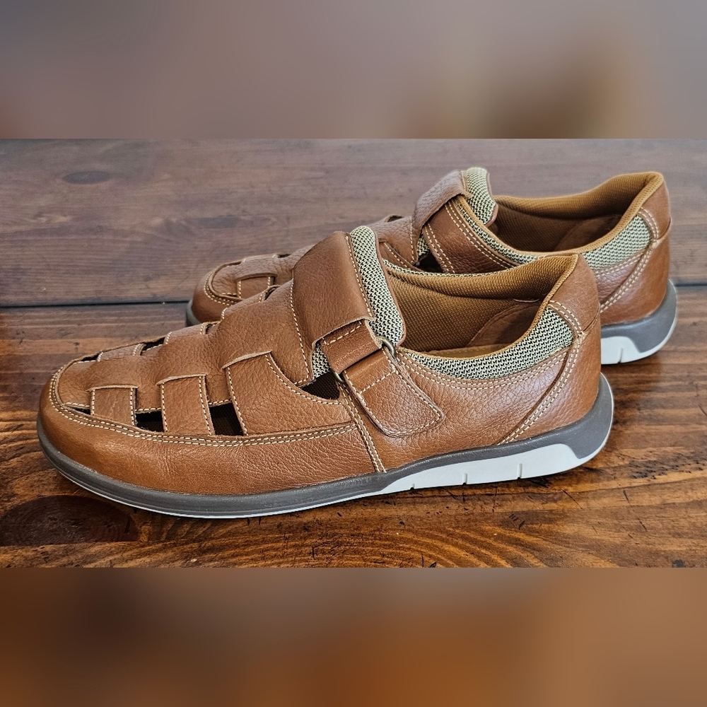 Flag Ltd Boys Leather Tan/Brown Dress Shoes/Sandals Slip On Adj Closure Sz 1 & 3